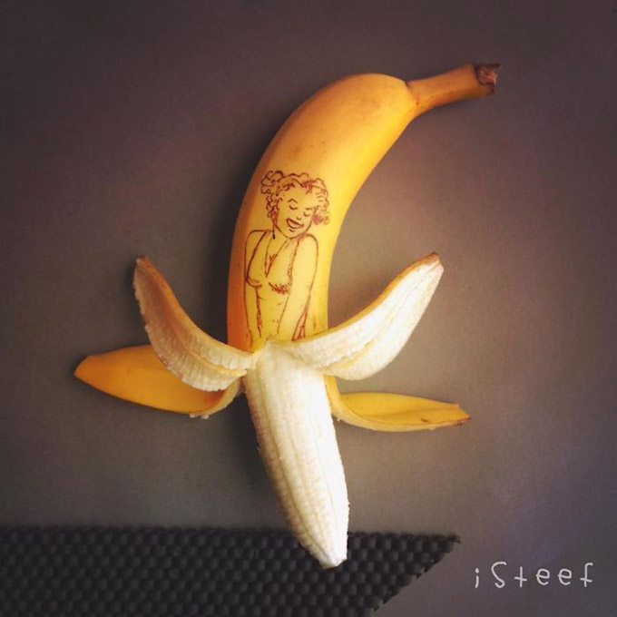 Artist-Stephan-Brusche-Transforms-Bananas-Into-Creative-1